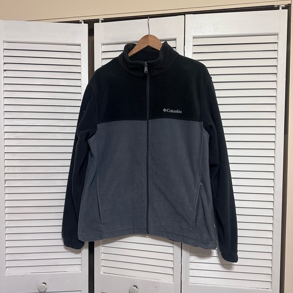 Columbia Fleece hardly worn
